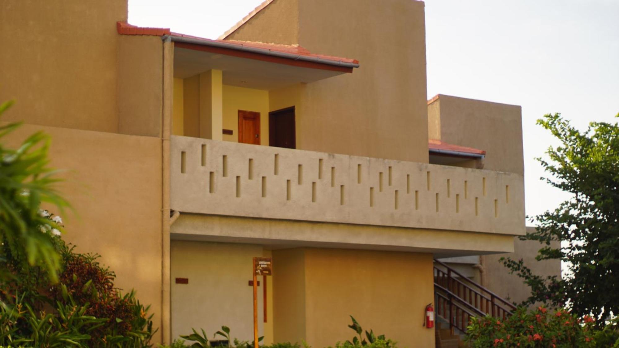 Luwansa Hotel 4*